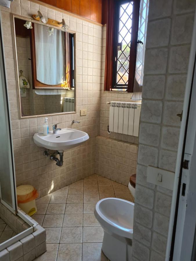 La Casa Di Nataly Bed & Breakfast Fregenae Bagian luar foto